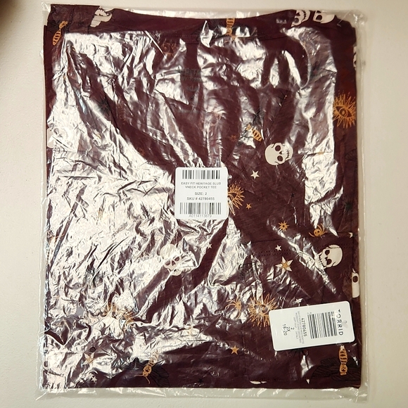 ❤️NWT VINTAGE TORRID SKULL PRINT POCKET TEE - SOFT COTTON - HALLOWEEN PLUS SIZE - Picture 4 of 14
